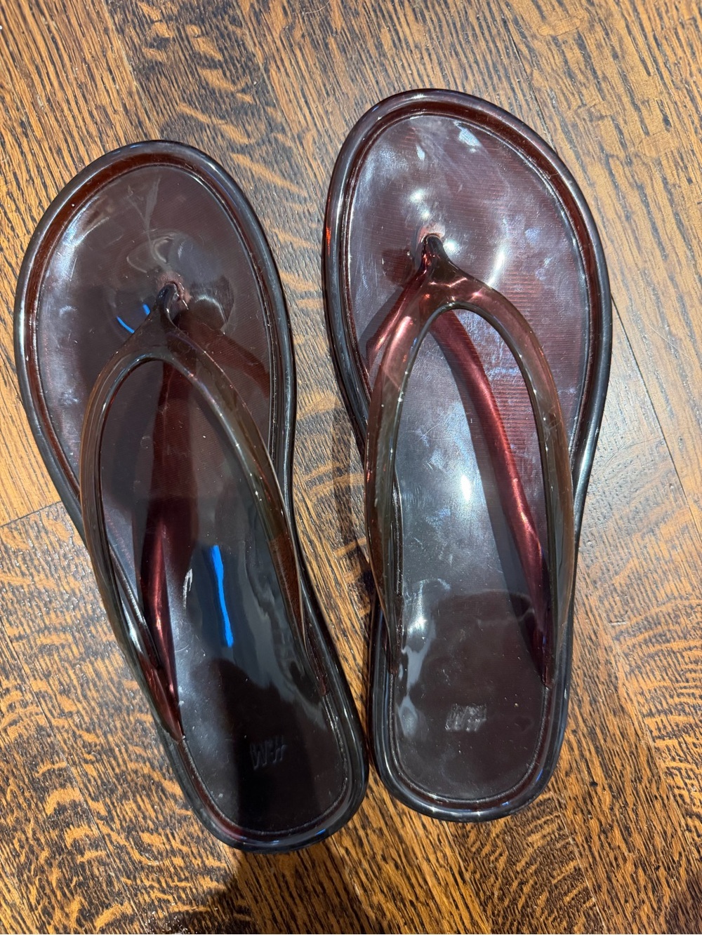 Women's Jelly Flip Flop Sandals - Deep Burgundy